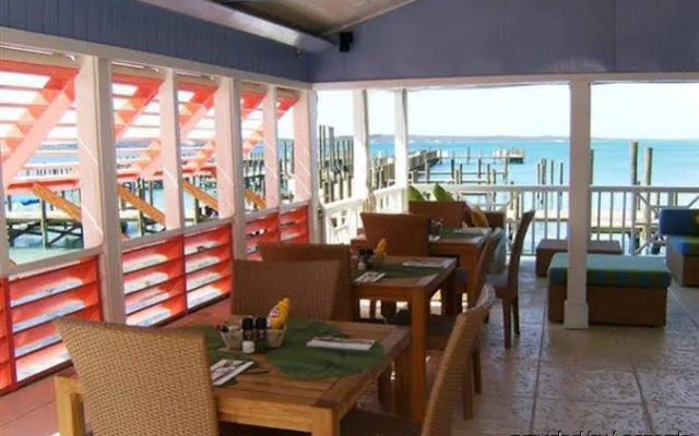 Romora Bay Resort & Marina