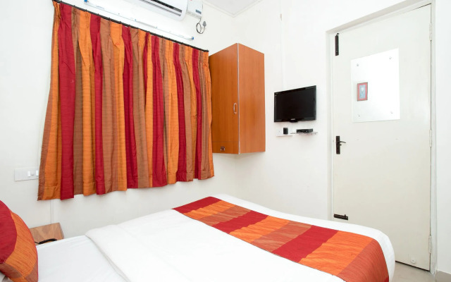 Airport AC Transit Stay By OYO Rooms