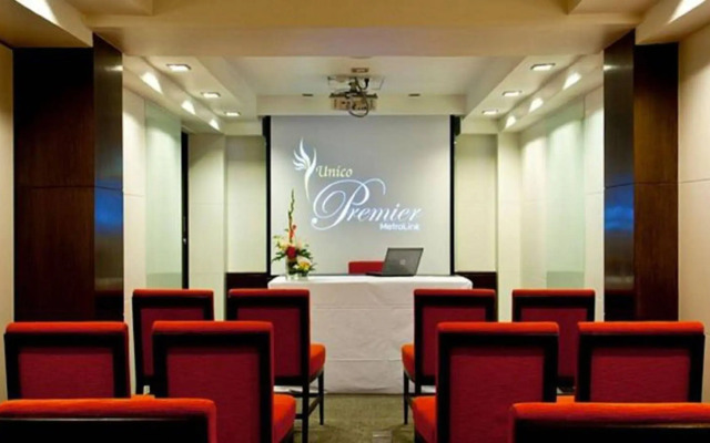 FX Hotel Metrolink Makkasan