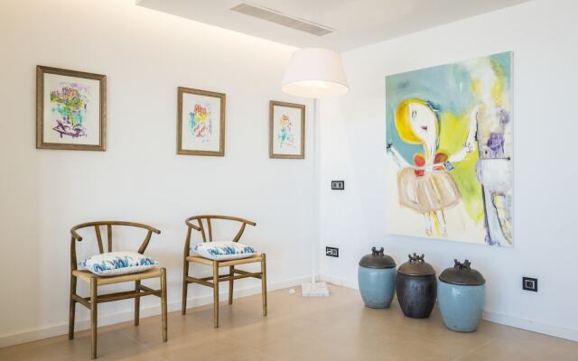 Residence by G Villa Bellavista