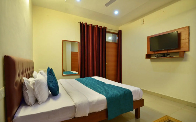 OYO 7372 Platinum Inn