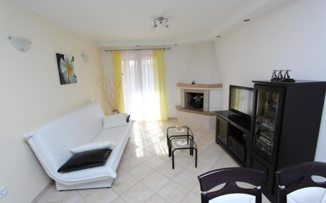 Dujmovic Superior Bungalow Wterrace Biba