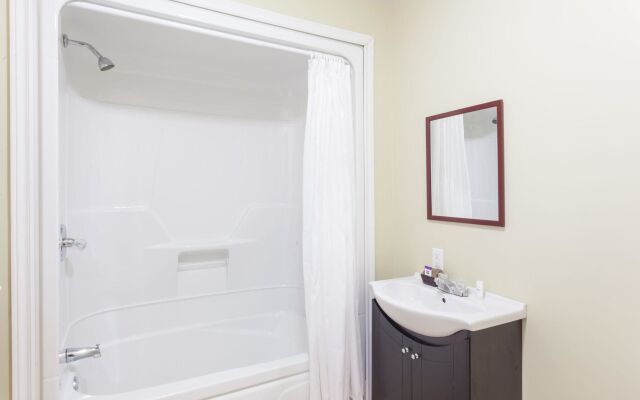 Lincoln Inn Fredericton