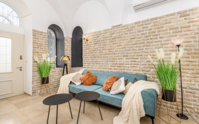 Nina Luxury Apartment