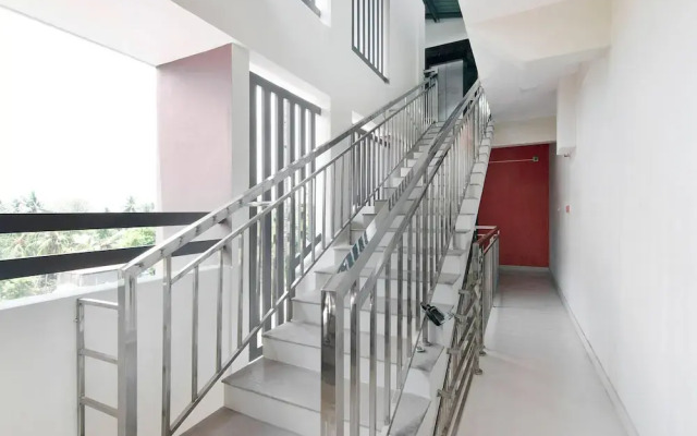 Rajamandiram by OYO Rooms