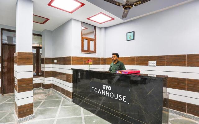 Townhouse 1077 Hotel Noida Galaxy
