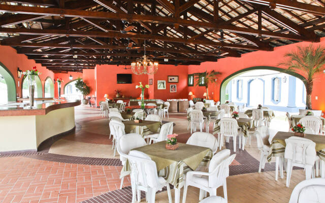 San Raphael Country Hotel