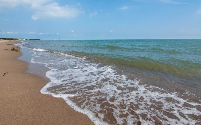 Expansive Apartment in Rosolina Mare near Beach