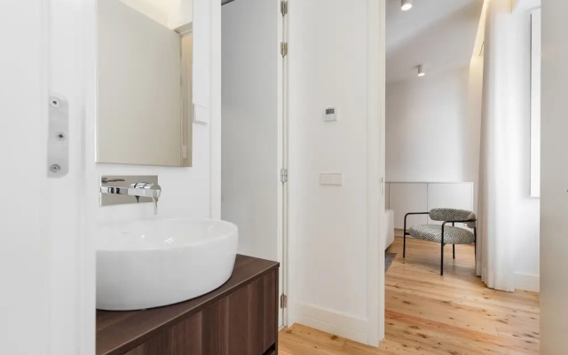 Feel Porto Cl Rigos Charm Flat 2 1