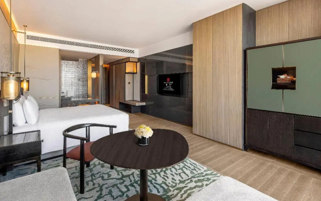 HUALUXE Qingdao Licang by IHG