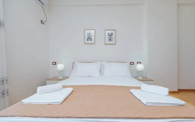 Grand View Apartment