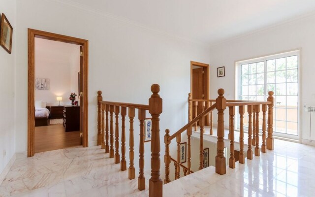 Caparica Beach Villa by Homing