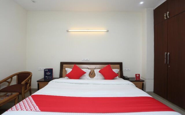 Crystal Residency By OYO Rooms