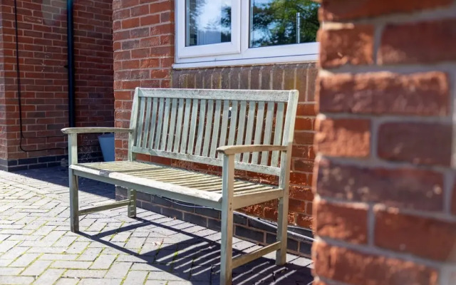 Beautiful 3BD Home Situated in Solihull