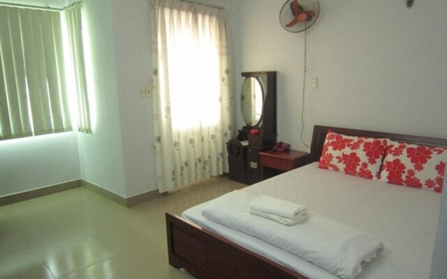 Canh Trang Hotel