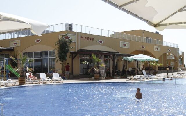 Midia Family Resort