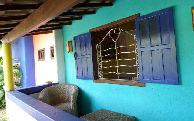Aos Sinos dos Anjos Art Hotel