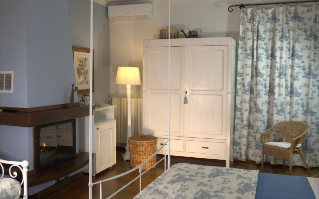 Отель Antico Casale Mattei - Adult only