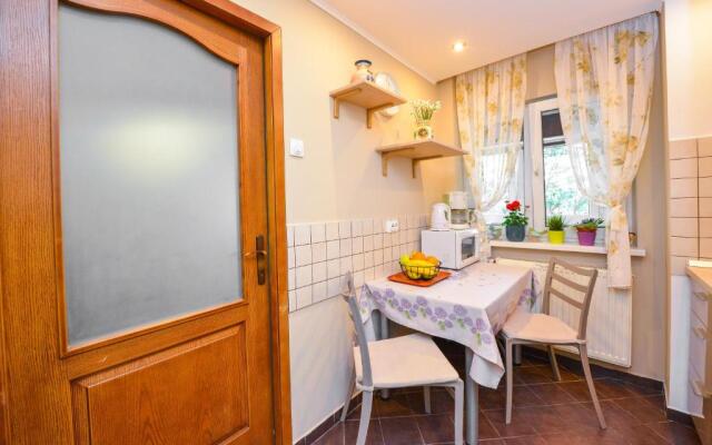 Romana Lahovary Studio