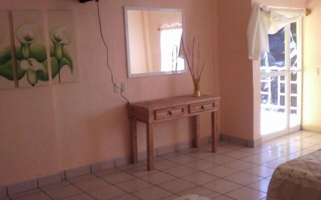 Las Adelinas Bungalows