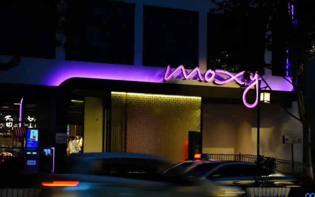 Moxy Suzhou City Centre