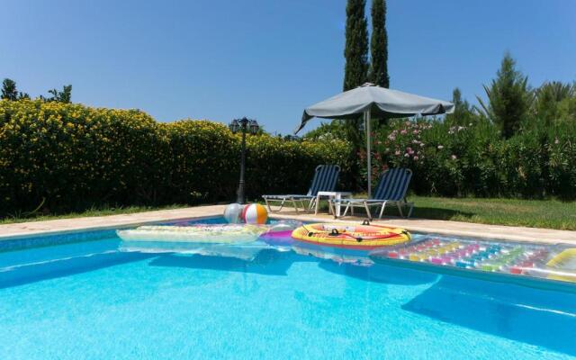 Villa Tsikkos Dio in Argaka