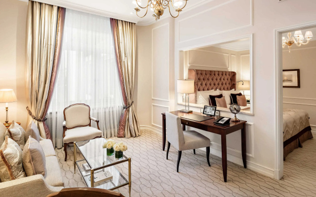 Fairmont Hotel Vier Jahreszeiten Hamburg