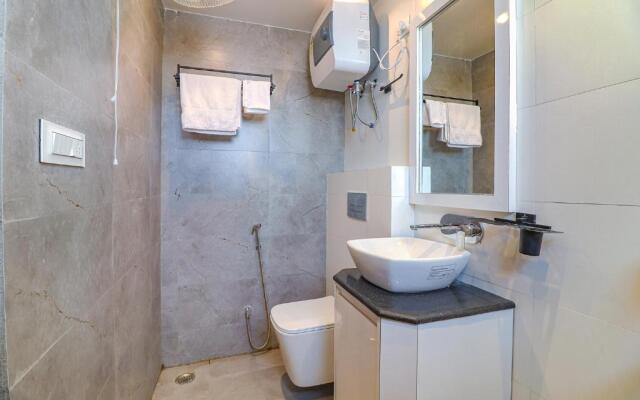 Fabhotel Grand Arya