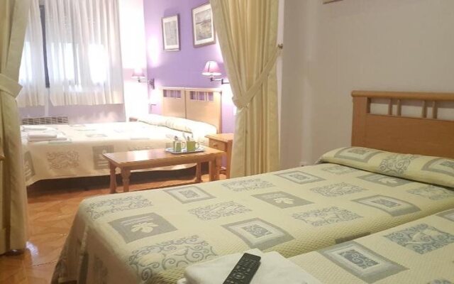 Pensión El Camarote