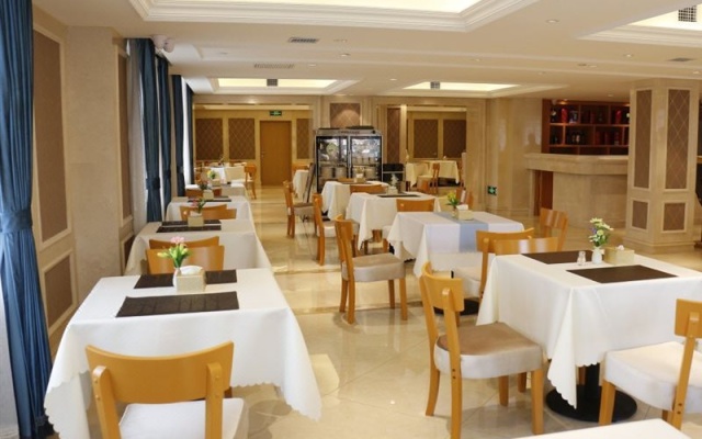 Vienna Hotel (Dunhua High-speed Railway Station) – Restaurant – Yanbian