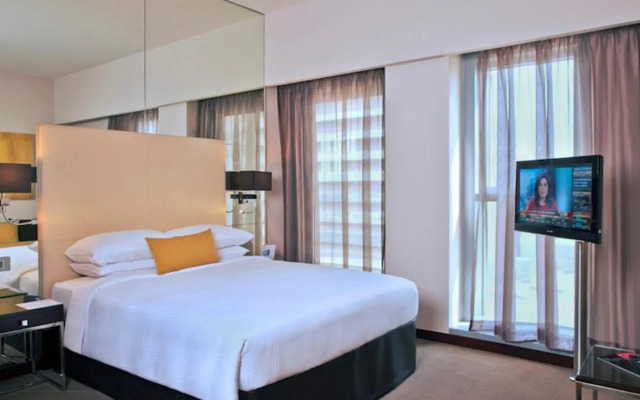 Centro Capital Centre by Rotana Hotel