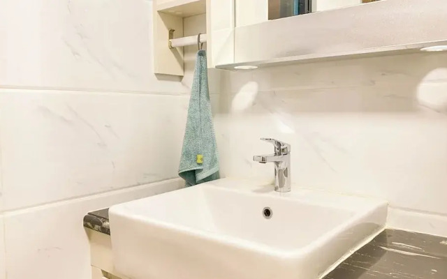 Good Deal And Staregic 3Br Sky House Bsd Apartment