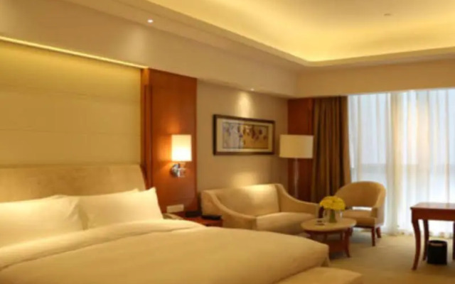 Lianyungang Hua Guo Mountain International Hotel