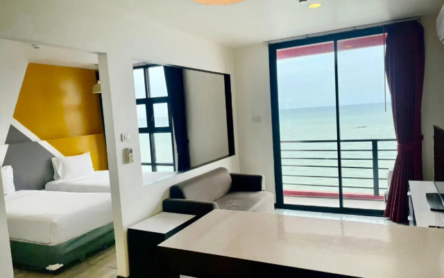 Play Phala Beach Rayong