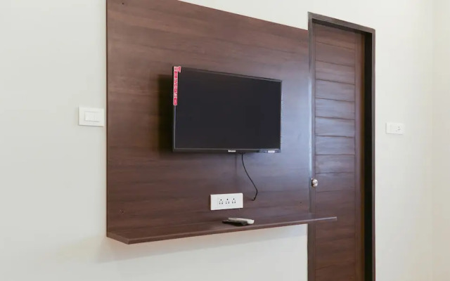 Treebo Hi Line Apartments Kalapatti