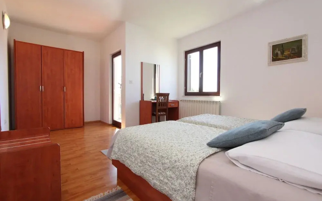 Apartments and Rooms Dino
