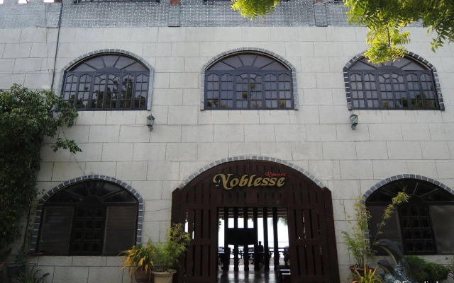 Noblesse Resort