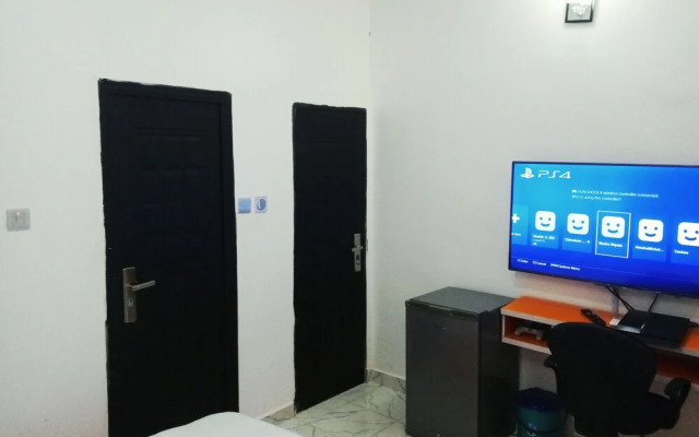 ENU Holiday Home