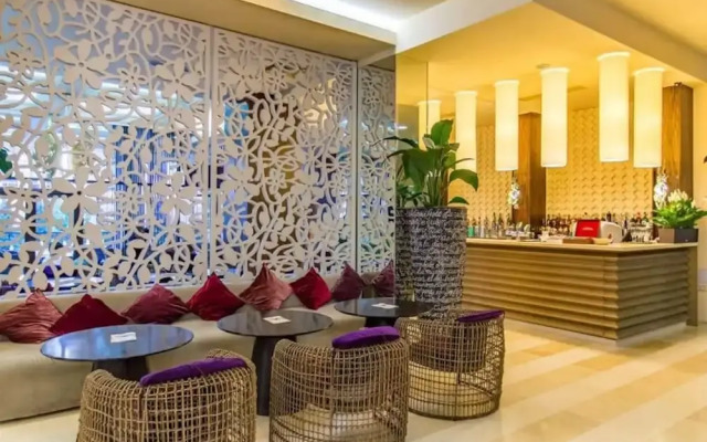 Hotel Royal Beach 5 Premium - Central Sea View C8