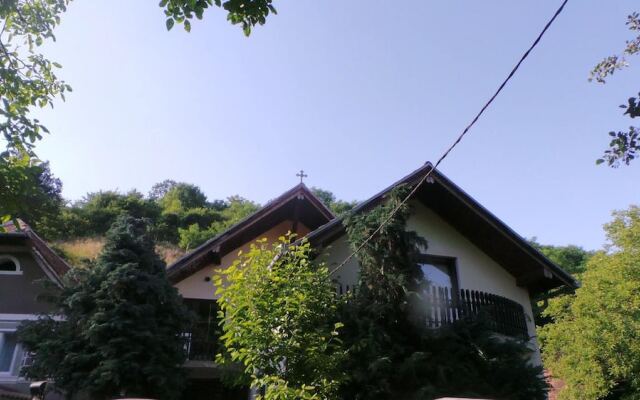 Chalet With 4 Bedrooms In Sibiel With Wonderful Lake View Furnished Garden And Wifi