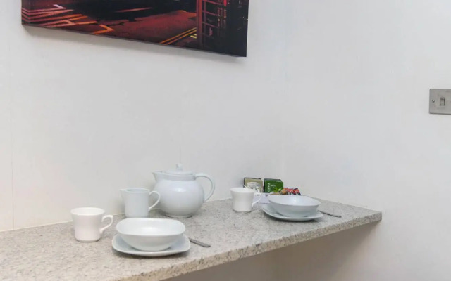 Club Living - Liverpool Street Apartments