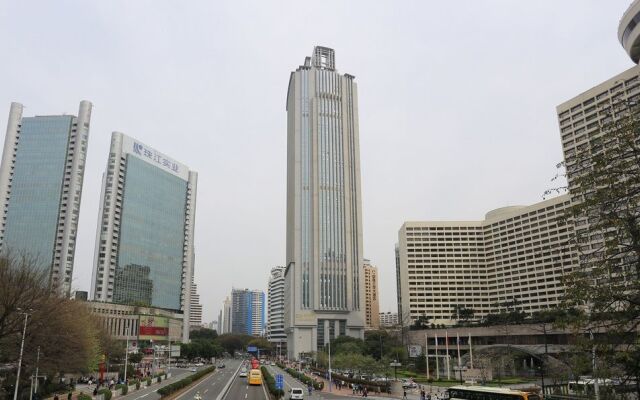 Nomo East International Apartment