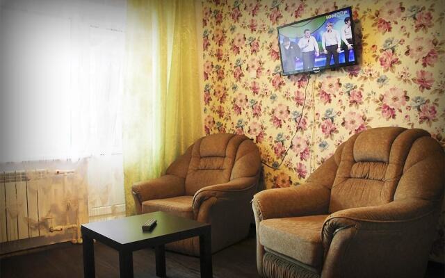 Dobrye Sutki Apartment on Mukhacheva 250