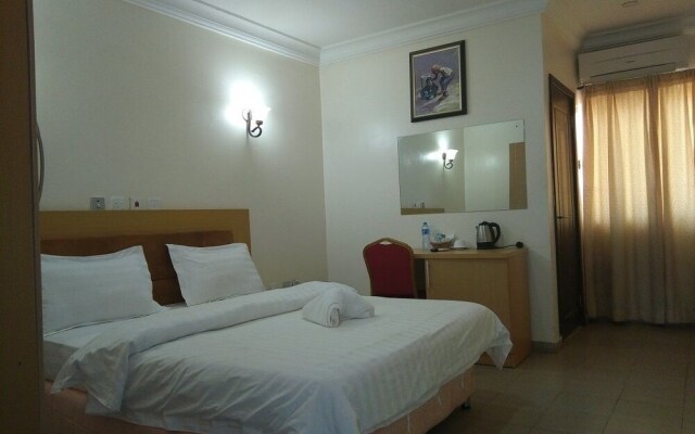 206 Exclusive Hotel