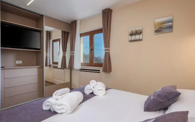 Villa Vilani Spa & Pool