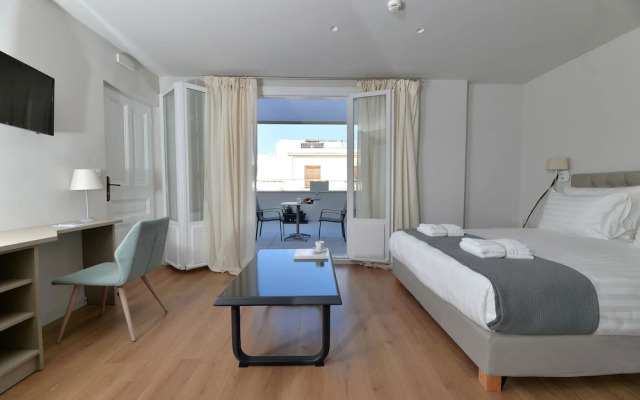 1900 Athenian House
