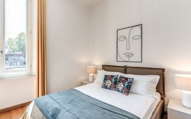 AwesHome Luxury Apartment