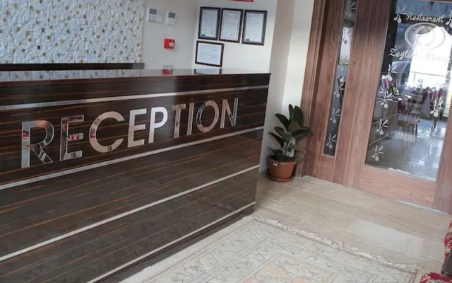 Mordogan Zeytinli Konak Otel
