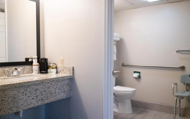 Twin Mountain Inn & Suites