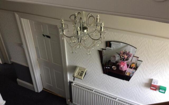 Alma Lodge Guest House